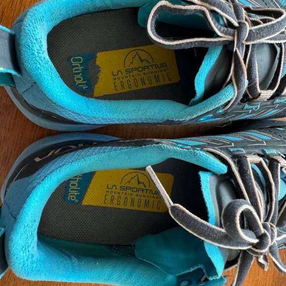 La Sportiva Jackal - Womens Size 9 - Blue (carbon / topaz) - Picture 9 of 9